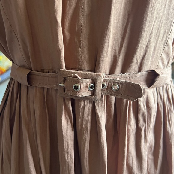 Patio Dress - Picture 4 of 9